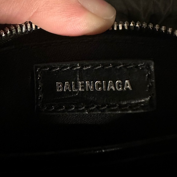 BALENCIAGA LE CAGOLE MINI BAG WITH CHAIN IN BLACK - Picture 3 of 5